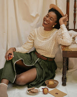 LOLA | BEIGE AND EARTHY FLOWERS