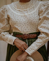 LOLA | BEIGE AND EARTHY FLOWERS